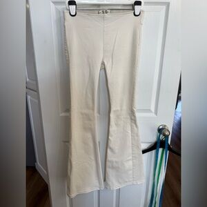 Free People Cream Low Rise Flare Jeans We the Free Boho Bell Bottom 29 Penny